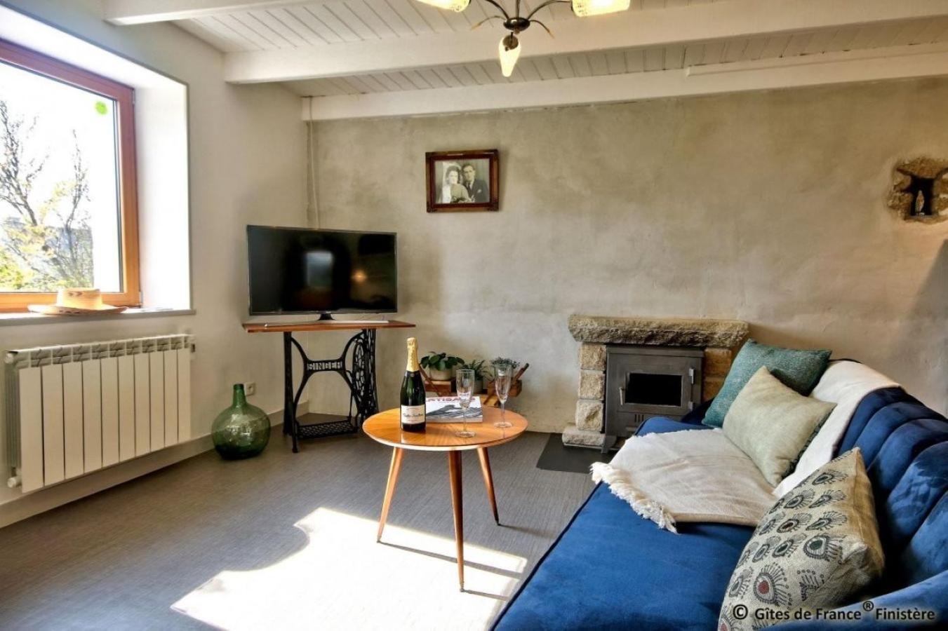 Gite Le Pied A Terre Kerlouan Eksteriør billede